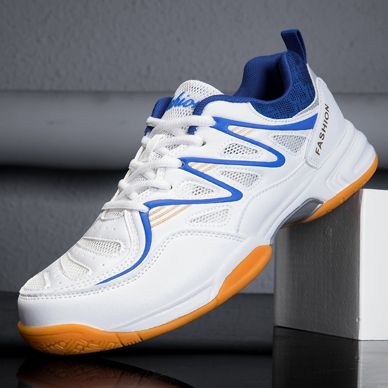 New Sports Shoes for Men and W - đánh giá và giá Badminton Umpire